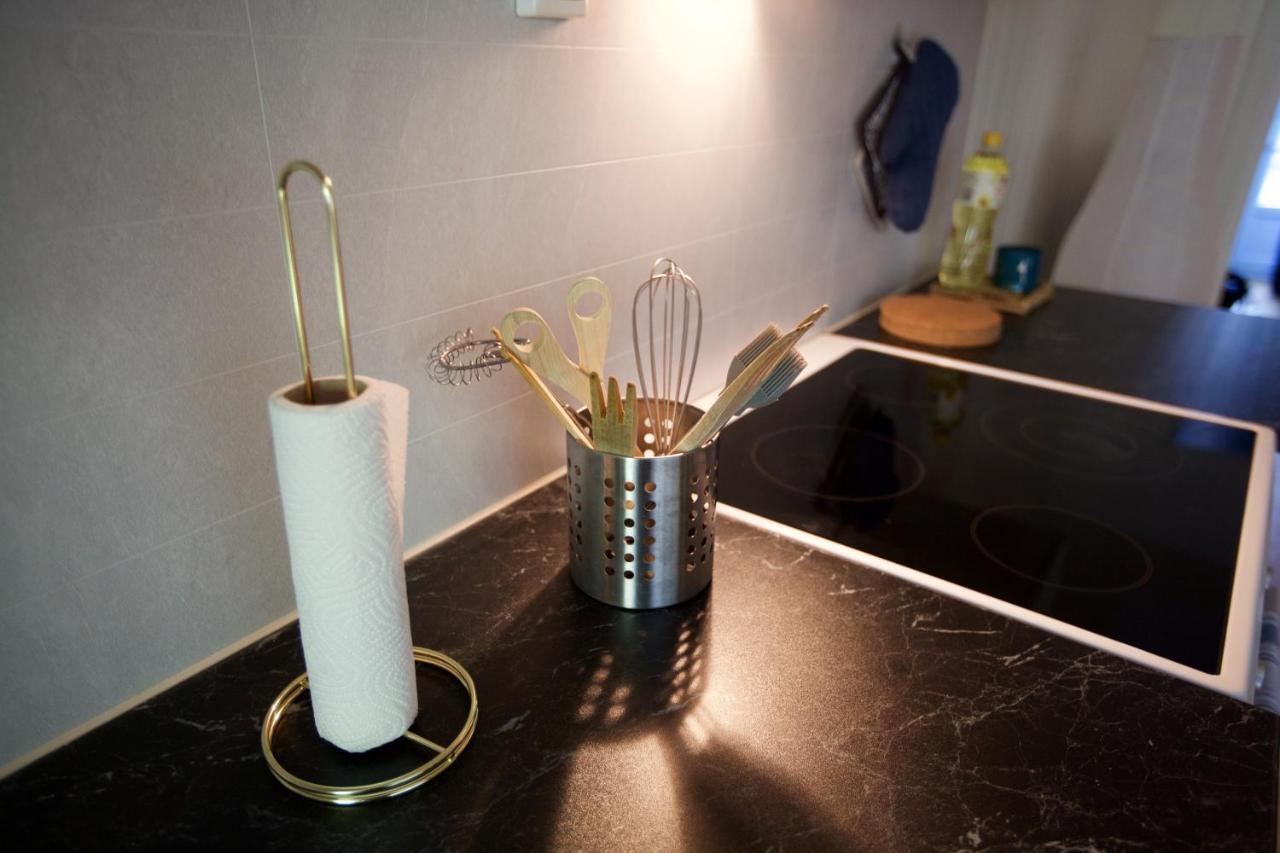 סבולבאר Modern Apartment מראה חיצוני תמונה